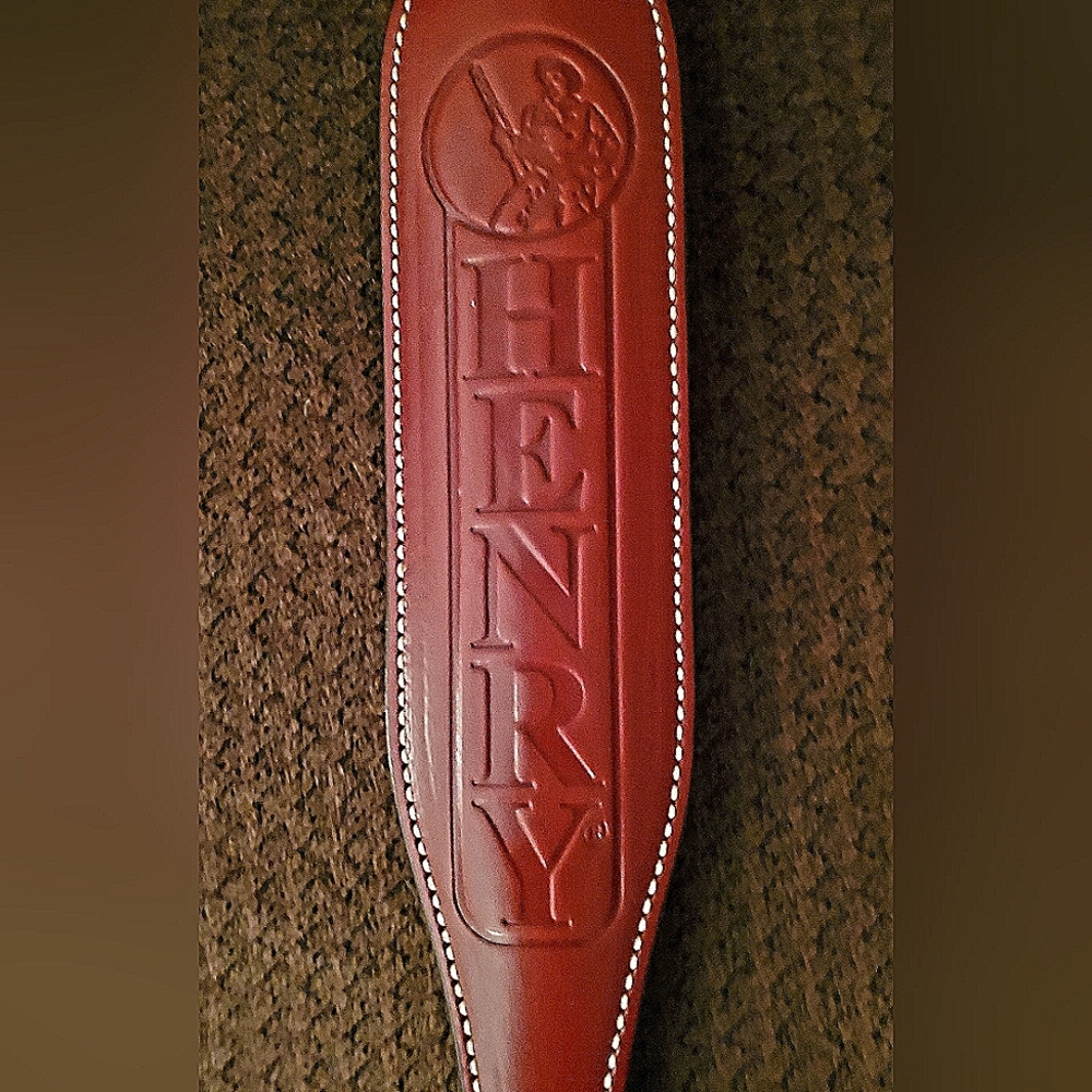 Henry Deluxe Rifle Sling  model #HSL001, American premium grade cowhide leather.